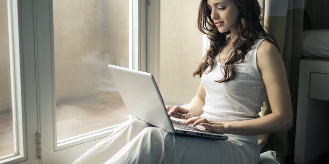 Aplikasi perekam suara di laptop