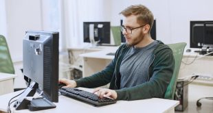 cara cek kesehatan hard disk dan SSD